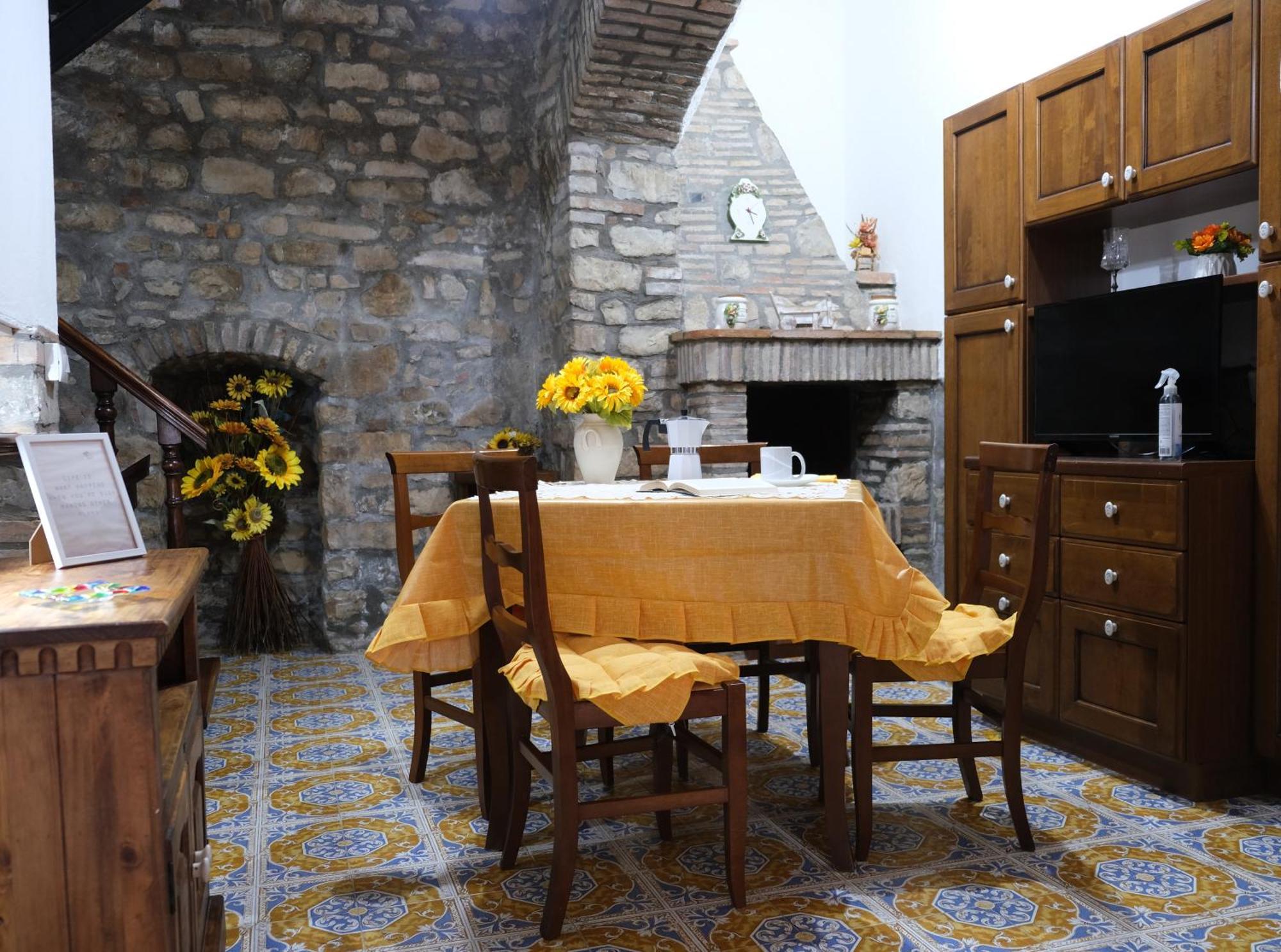 Joy'S Nest Appartement Todi Buitenkant foto